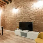Historic Gothic 3br2ba Ac Work Desk Barcellona