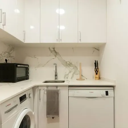 Fridays Flats Santa Monica Downtown And Dapper Holiday home Barcelona